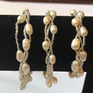 Pearl and beaded bracelet with magnetic clasp